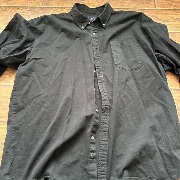 Black Casual Button Down Shirt with Relaxed Fit - Picture 1 of 6